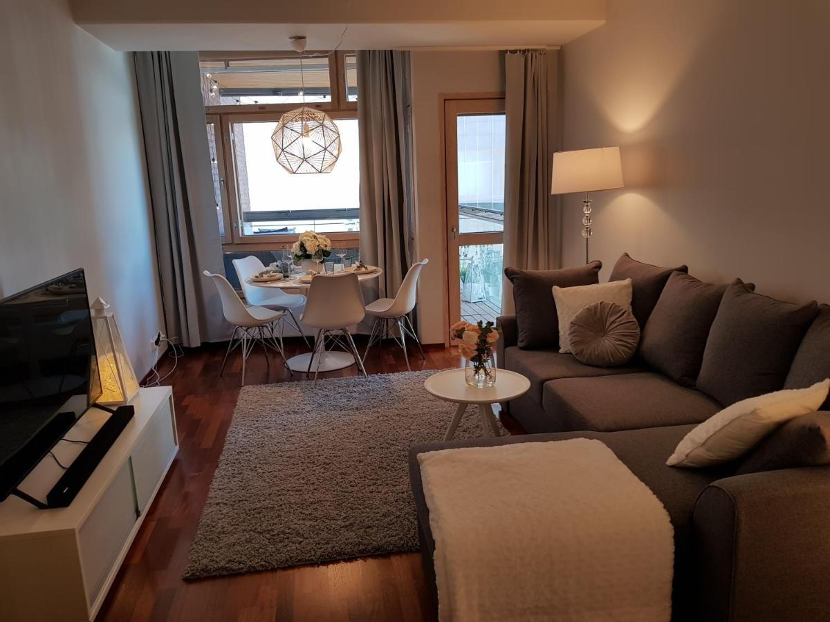 2Ndhomes Deluxe Kamppi Center Apartment With Sauna ヘルシンキ エクステリア 写真